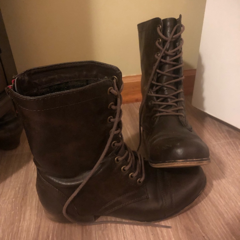 Brown Combat Boots Size 7.5